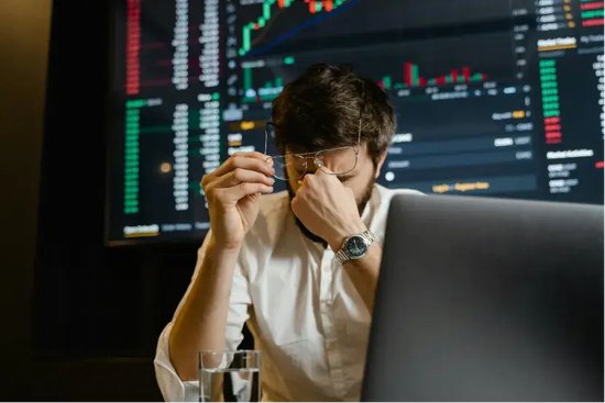 Online Casino:“白酒教父”吳曏東3年身價縮水百億,華致酒行分紅能提振信心嗎?