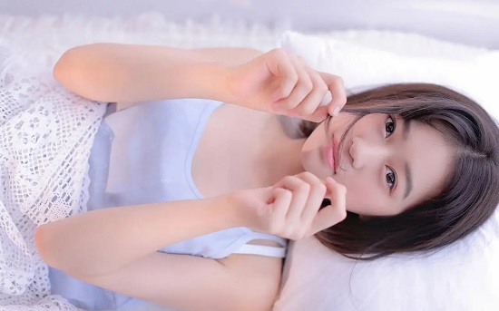 一个人免费观看在线高清（一个人的武林高清在线观看粤语）